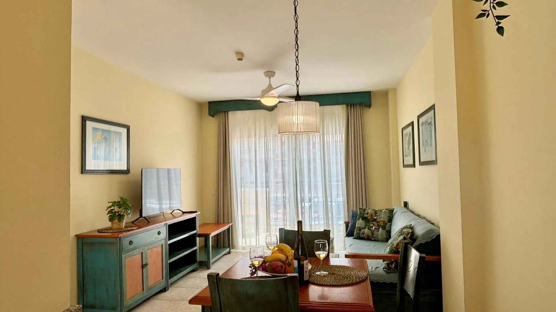 Granada Del Sol Apartment Los Cristianos