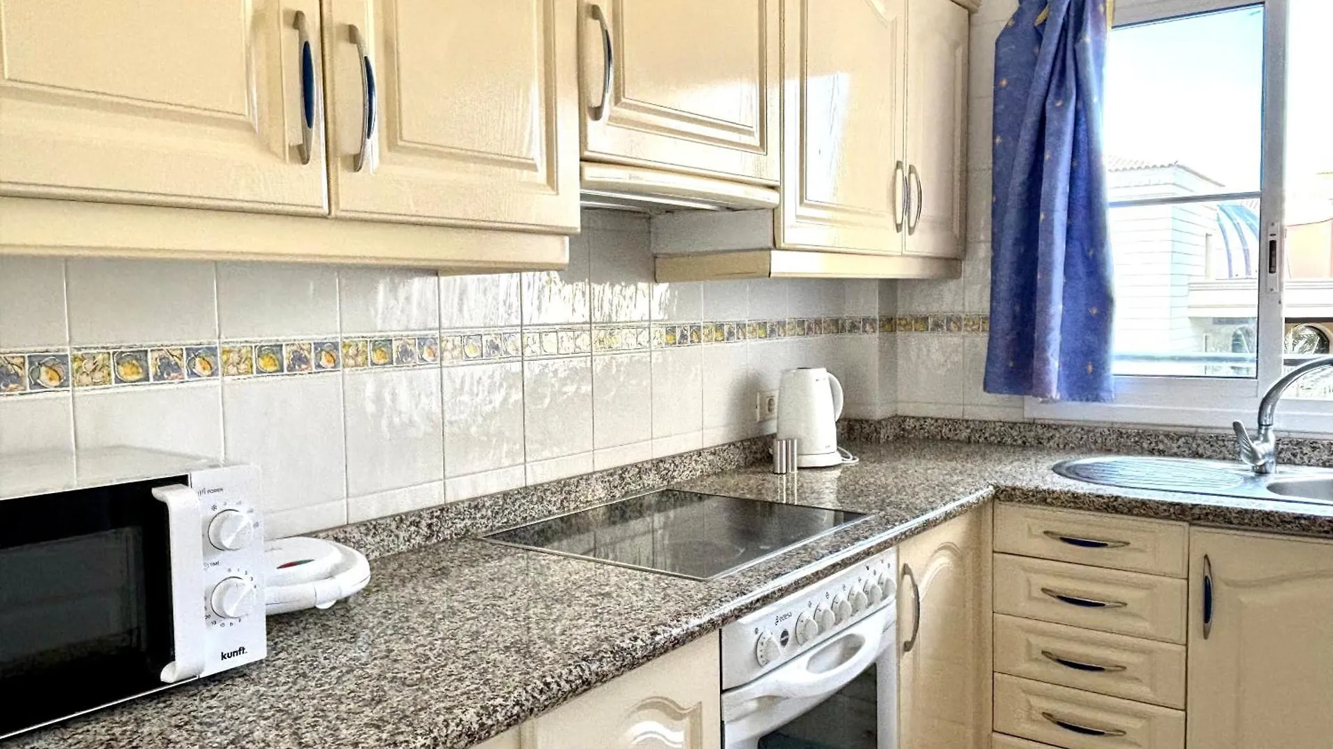 Granada Del Sol Apartment Los Cristianos  0*, Los Cristianos (Tenerife)